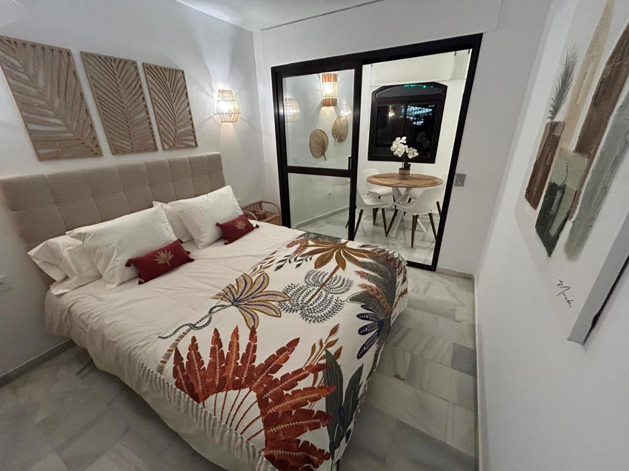 Nomad Stays Milos Y Bali 마르베야 외부 사진