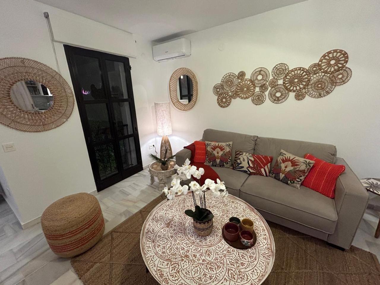 Nomad Stays Milos Y Bali 마르베야 외부 사진